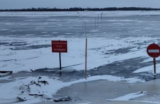 Начаты работы по устройству ледовой переправы через р.Обь возле села Александровское